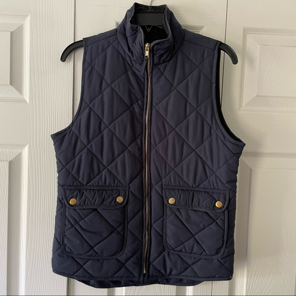 Quilted Vest with gold details